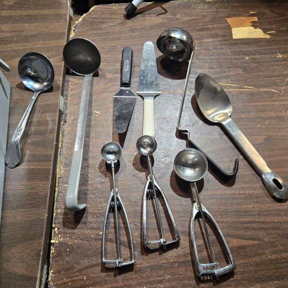 (3) Assorted Vollrath Ambidextrous Lever Dishers, (7) Vollrath Stainless Steel Decorative Ladles,...