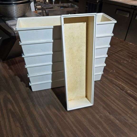 (8) Bon Chef Cast Aluminum Salad Bar Pan with Ceramic Coating - 20" x 6.5" x 3"