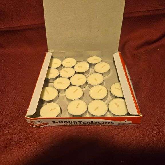 (19) New Sterno CandleLamp 5 Hour Tea Lights
