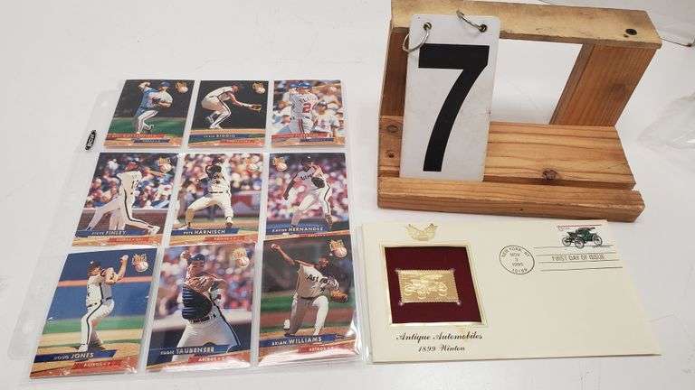 Antique Automobiles Gold Stamp ~1899 Winton & 9 Fleer Ultra Baseball Cards