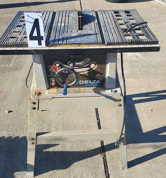 Delta table saw