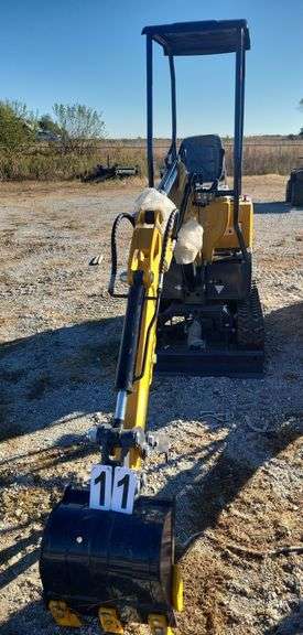 AGT Industrial mini excavator 13 and a half HP, New