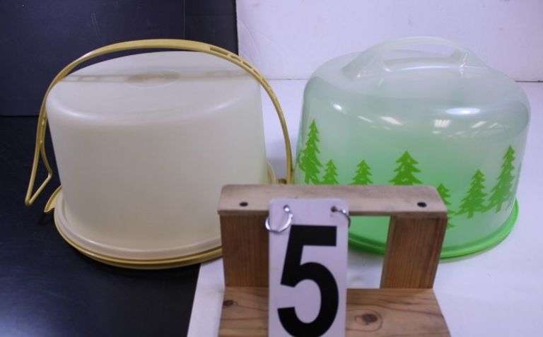 Tupperware Cake Carrier W/ Handle - Cake Carrier