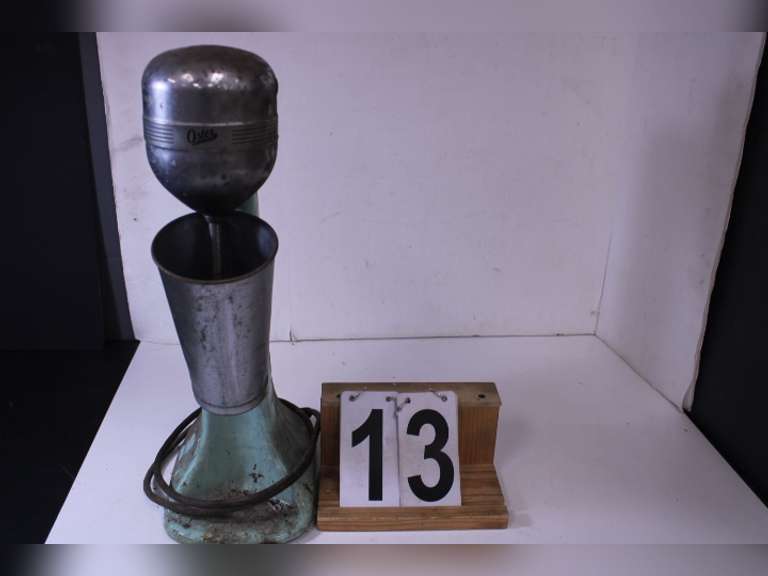 VTG Oster Milk Shake Machine (Works)