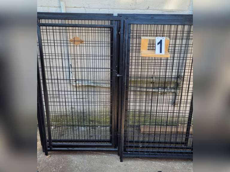 Dog Kennel ~ Each Panel is 47" T X 27" W