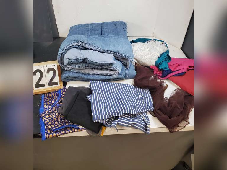 White Bag w/ Scarfs ~ Shirts (M to XL) & Comforter