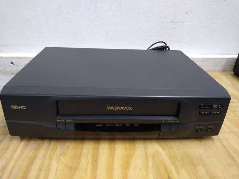 Magnavox VHS HQ tested works model number vru222at21.7c - Lil Dusty ...