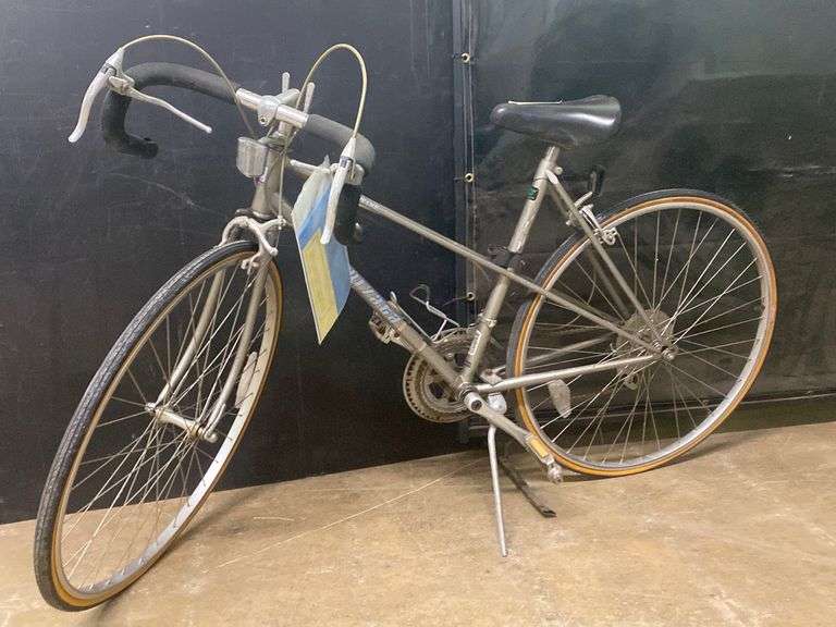 Miyata Sport Twelve 10 speed bicycle - Lil Dusty Online Auctions