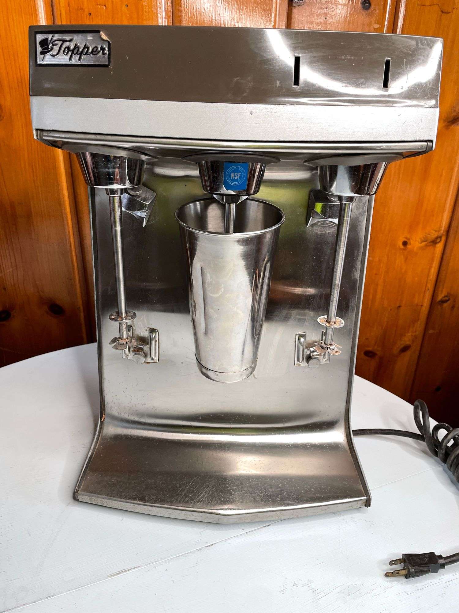 Scovill Hamilton Beach Model 941-1, 3 spindle drink mixer - Lil