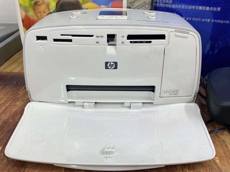 HP Photosmart A516 compact photo printer and paper. 2b - Lil