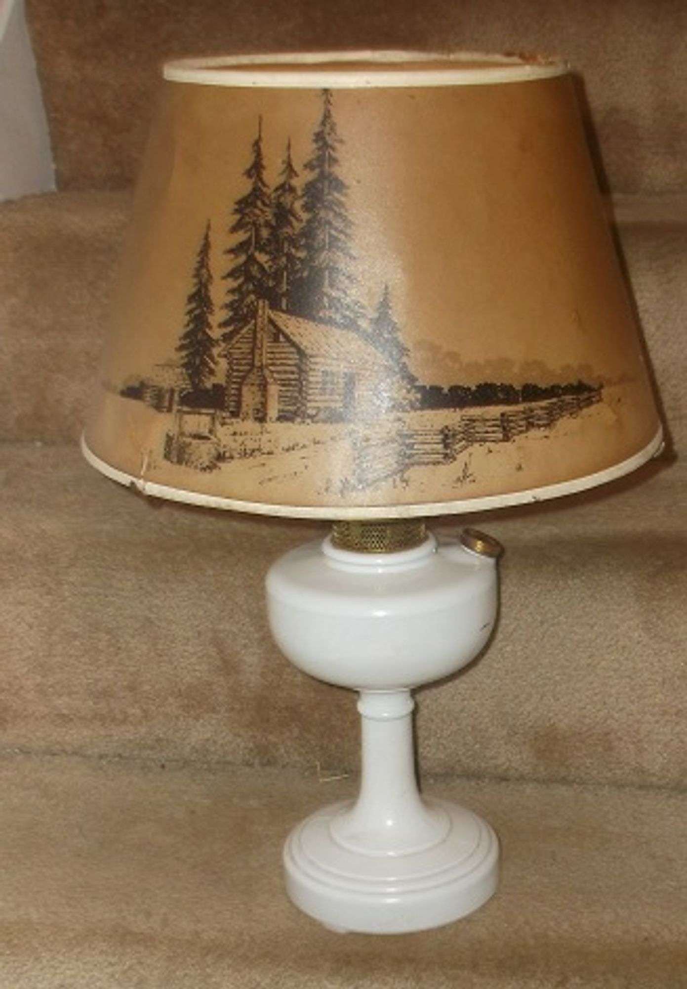 Vintage 1940's Aladdin Model B Simplicity Ivory Alacite Lamp w