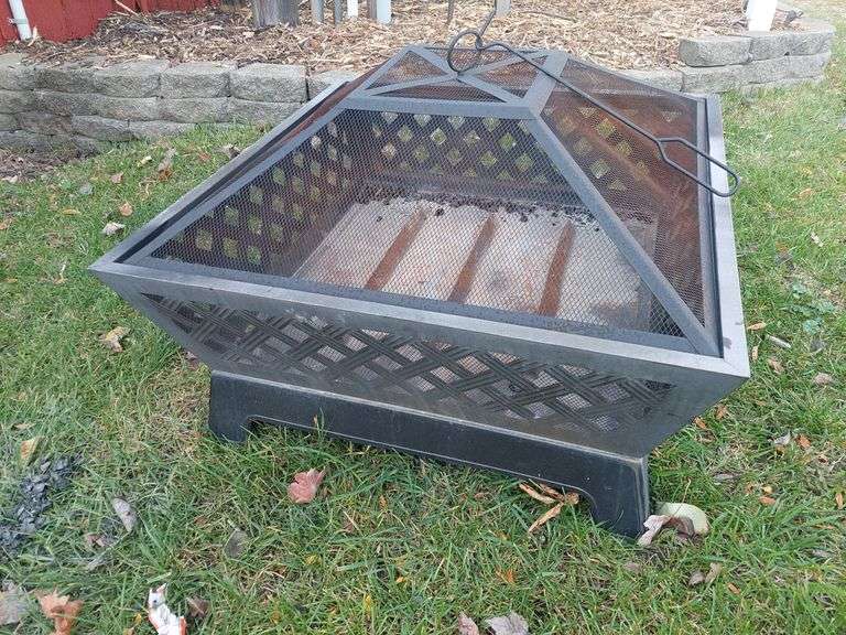 Outdoor Fire Pit - Lil Dusty Online Auctions - All Estate Services, LLC