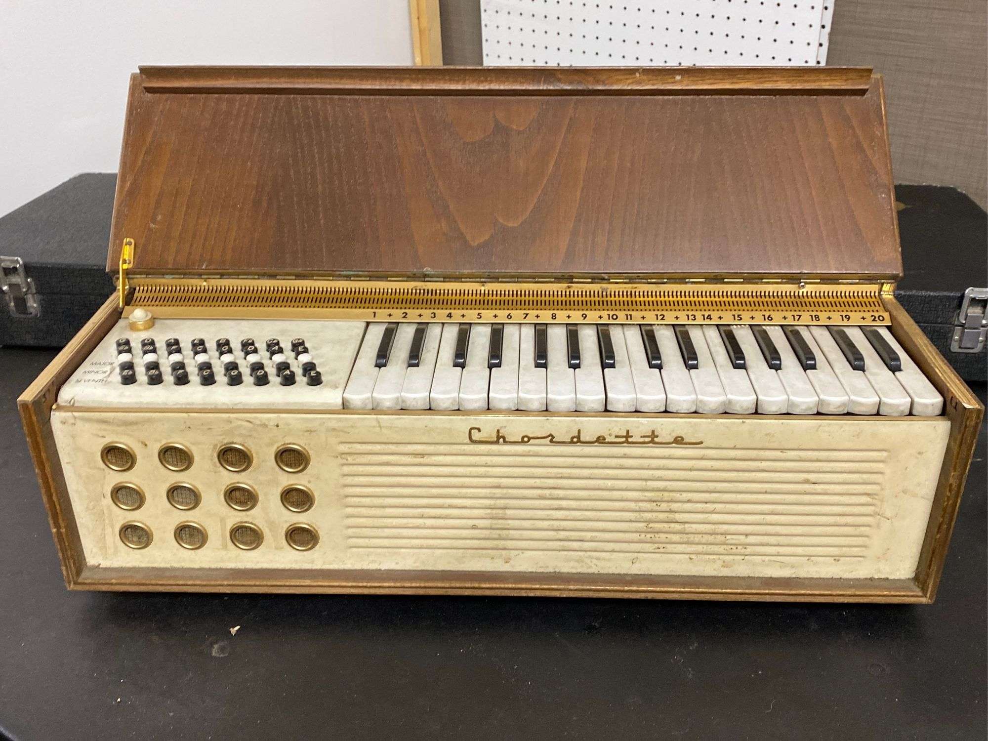 1950s Chordette By Excelsior Chord Organ 24.75” x 10.25” x 8” tall