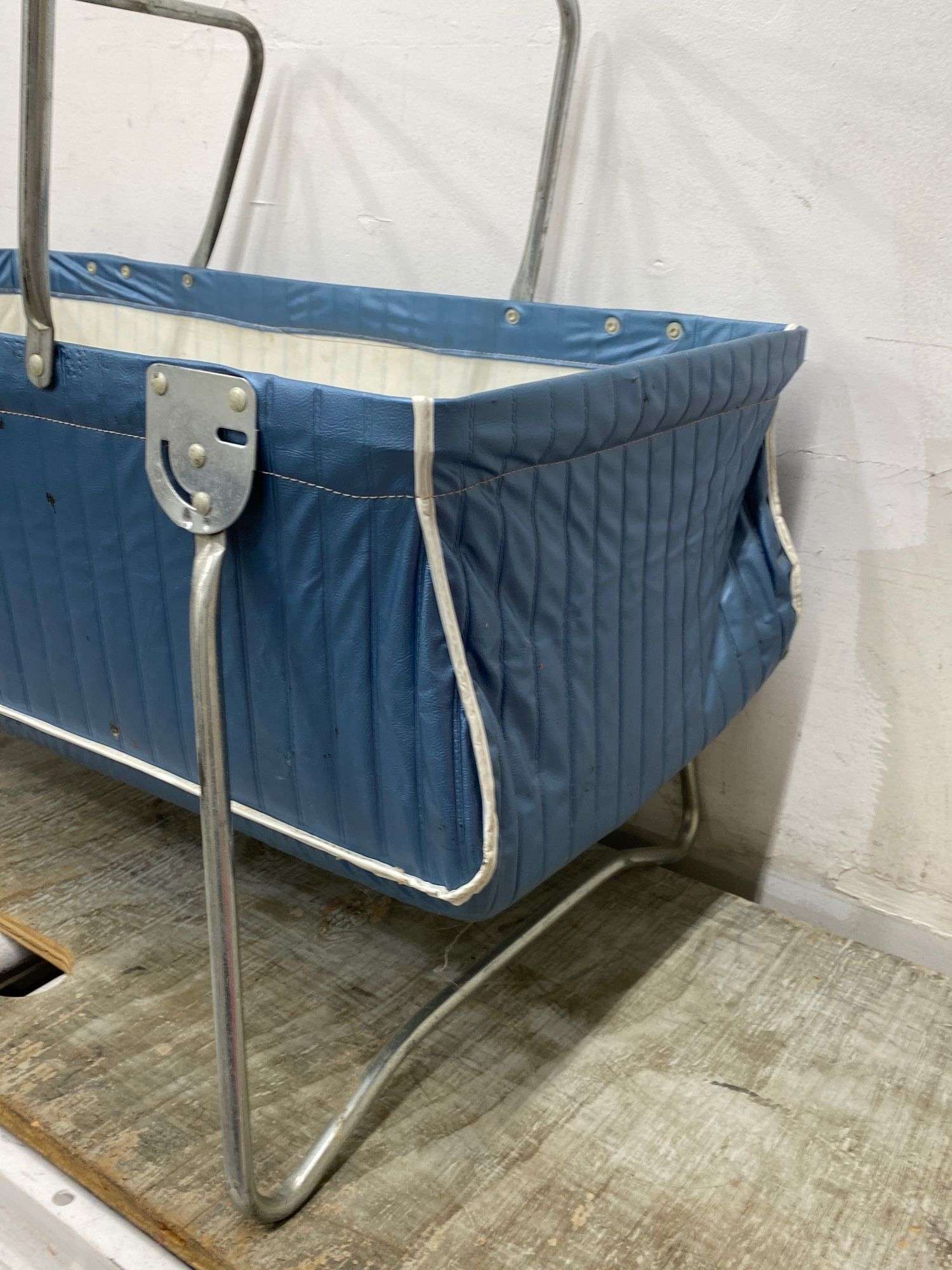 Vintage baby carry/travel bassinet and accessories. 20a - Lil  display picture 1