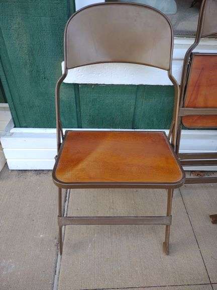 5 Clarin Mfg co. Folding chairs - Lil Dusty Online Auctions
