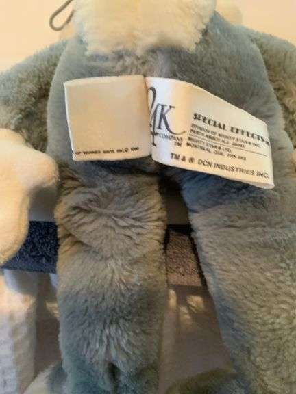 Vintage 1990 Warner Bros Bugs Bunny plush 24k Special Effects