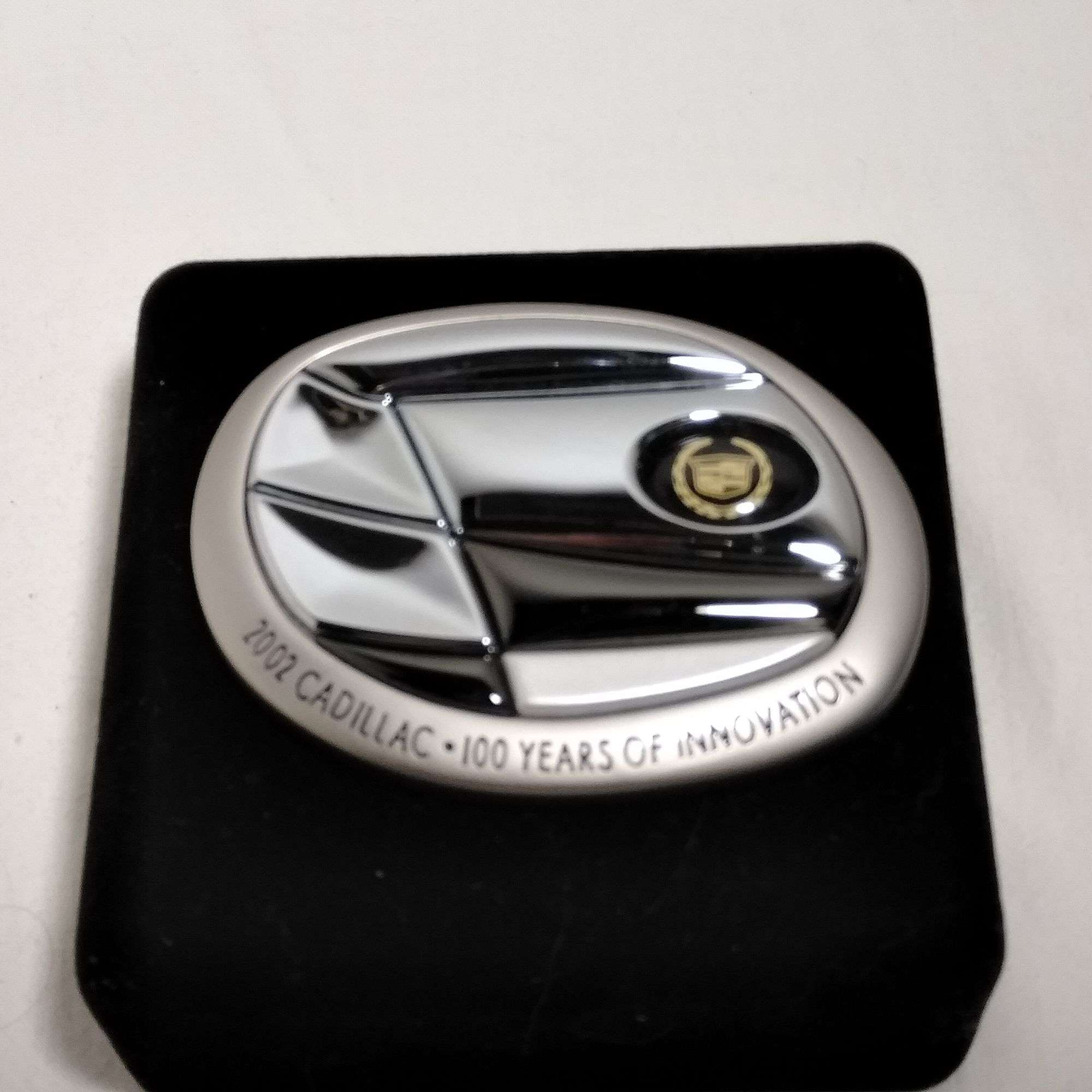 2002 Cadillac medallion 2 1/4