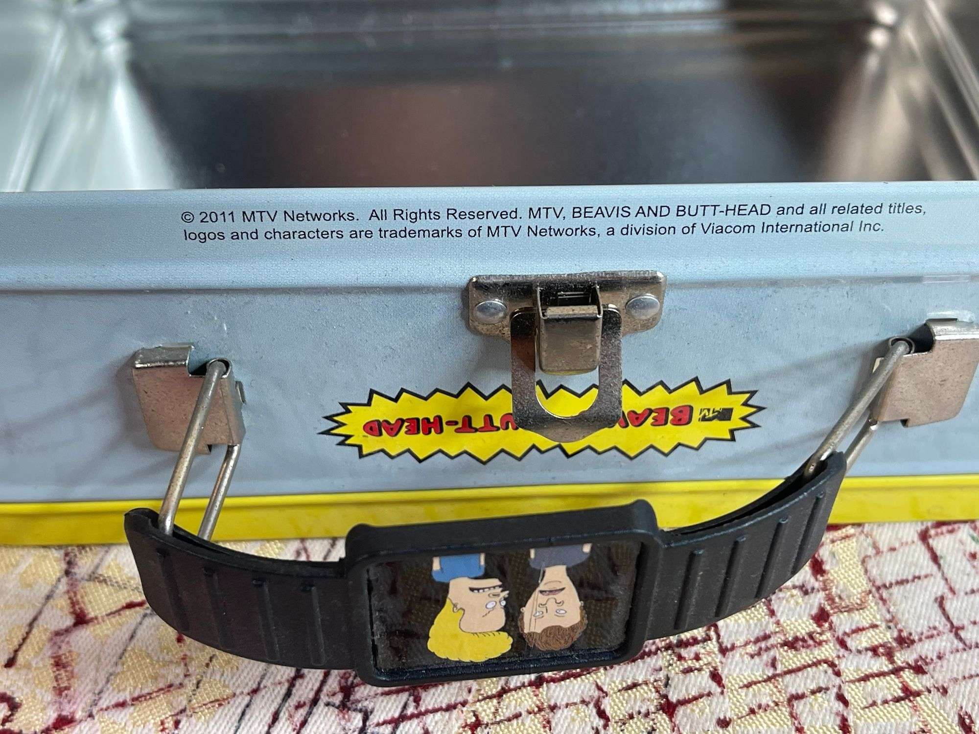 Beavis & Butthead lunch box in very nice condition - Lil Dusty