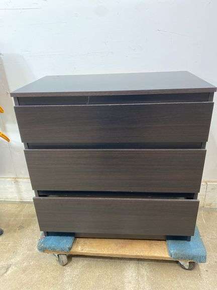 Small 3-drawer dresser 27.5" x 15.5" x 28" tall