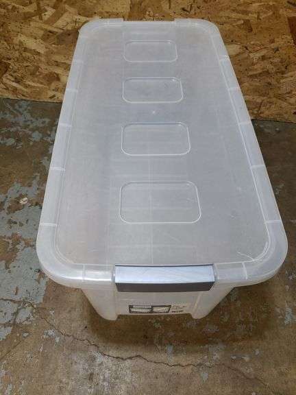 STARPLAST STORAGE TOTE WITH LID