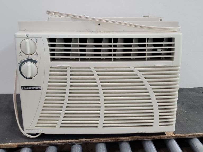 Fedders Window Air Conditioner. 6E - Lil Dusty Online Auctions - All