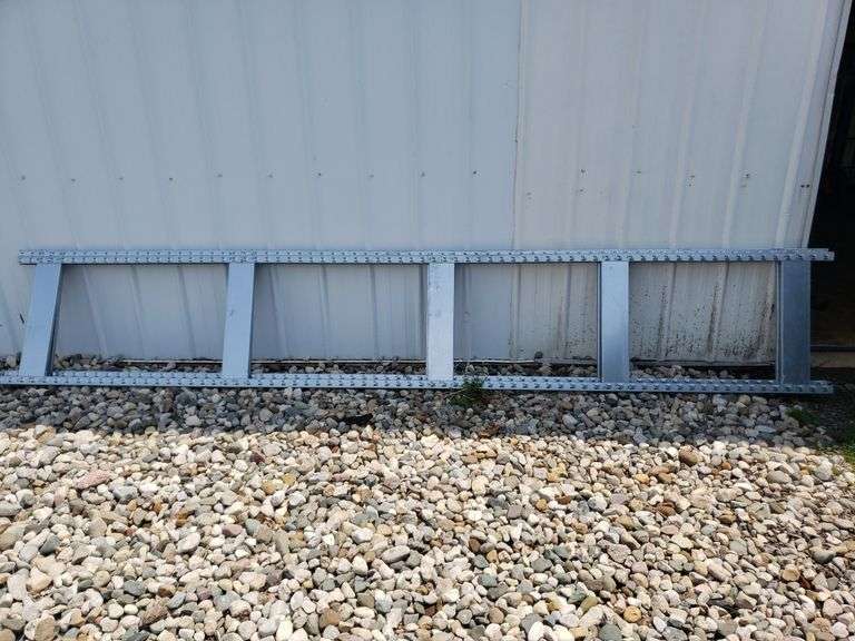 PAIR OF 12'X2' MATAL RACK UPRIGHTS