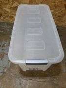 STARPLAST STORAGE TOTE WITH LID