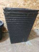 4 PAIRS OF PLANTERS