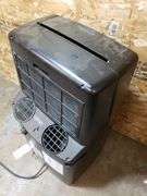 HONEYWELL MM14CCSBB PORTABLE 14,000BTU AC WITH REMOTE. WORKS GREAT. (BIN250)