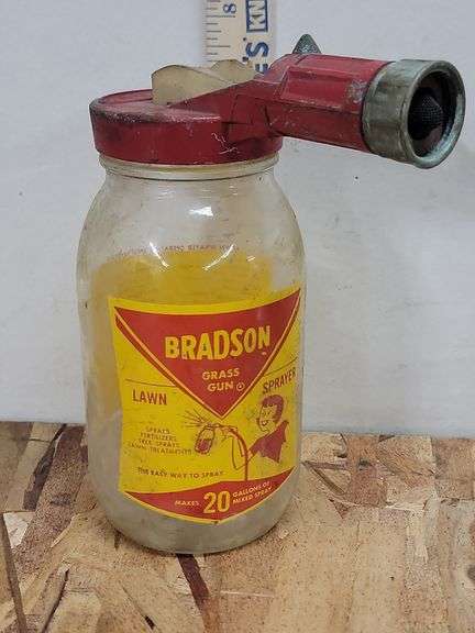 BRADSON GRASS GUN LAWN SPRAYER. 00B
