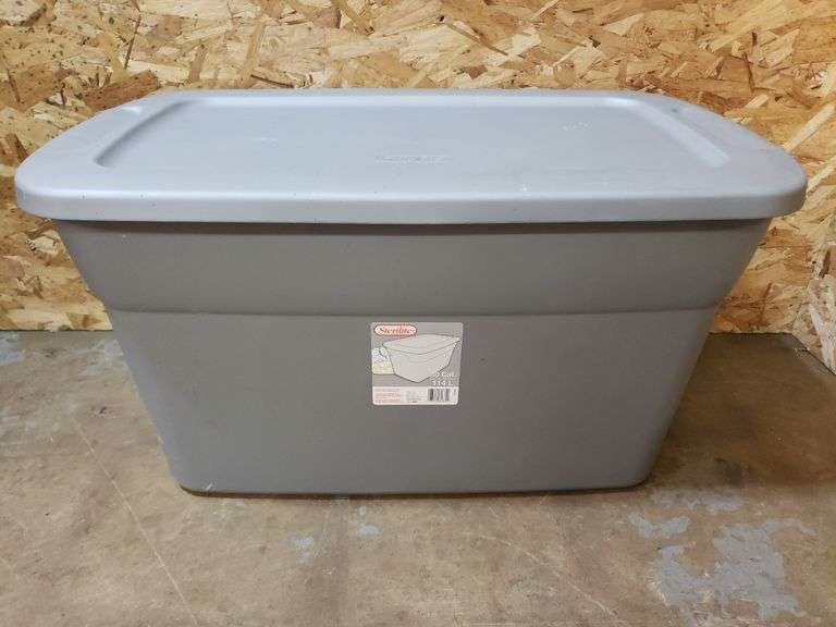 STERILITE 30GAL TOTE WITH LID