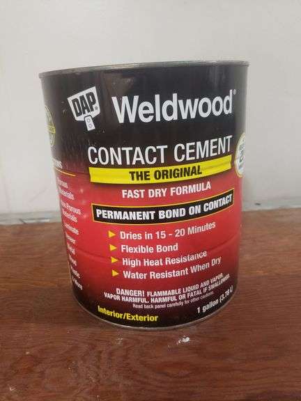 WELDWOOD CONTACT CEMENT, HALF FULL. 11B