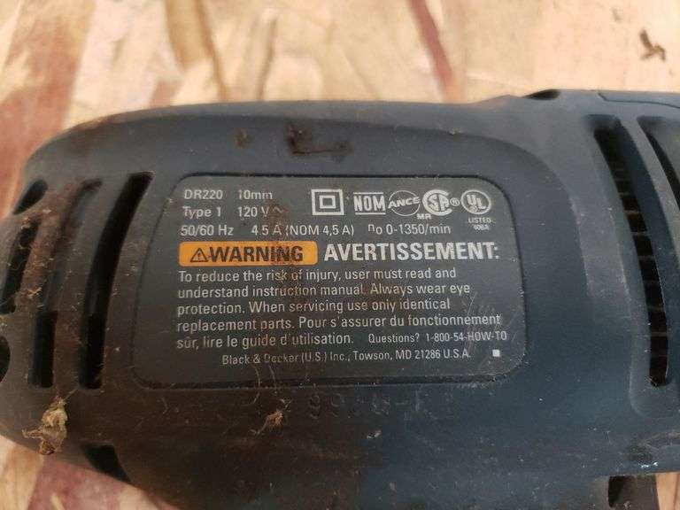 BLACK&DECKER 3/8" DRILL. 00C