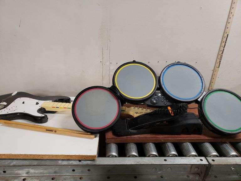 ROCKBAND GUITAR AND DRUMS ASSEMBLY REQUIRED