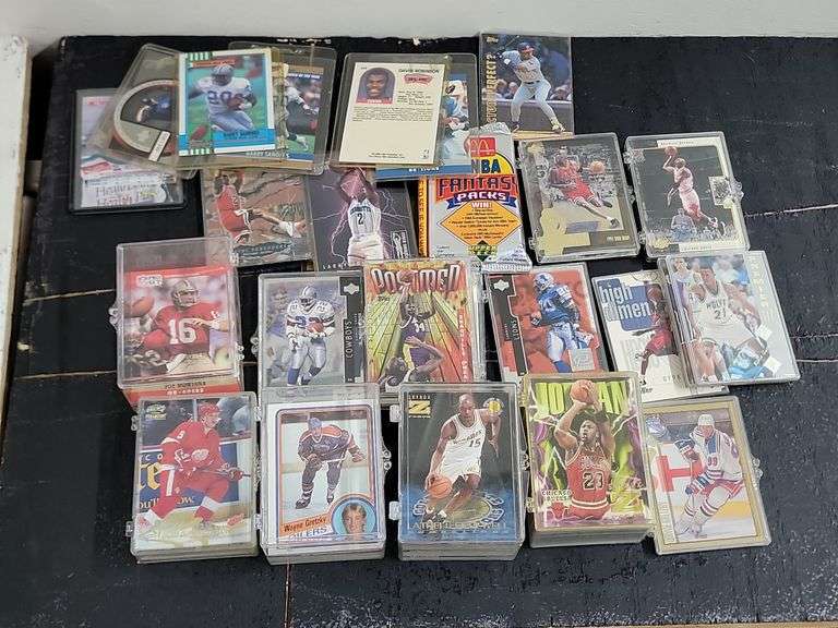 Large Lot of Misc. Sports Trading Cards. 6B