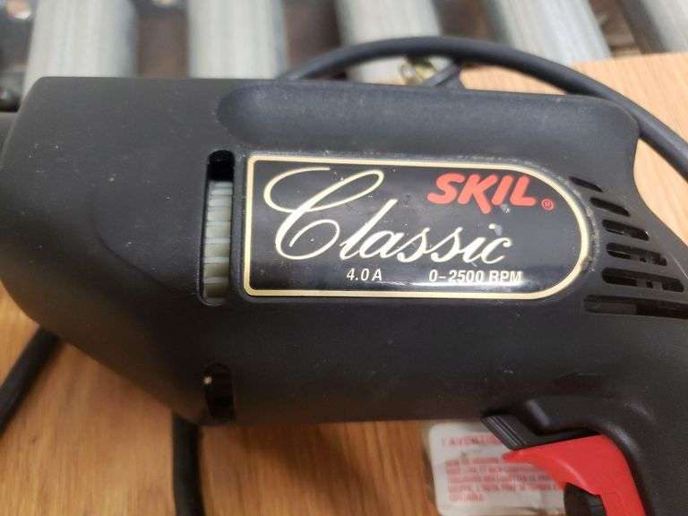SKIL 3/8" DRILL. 11C