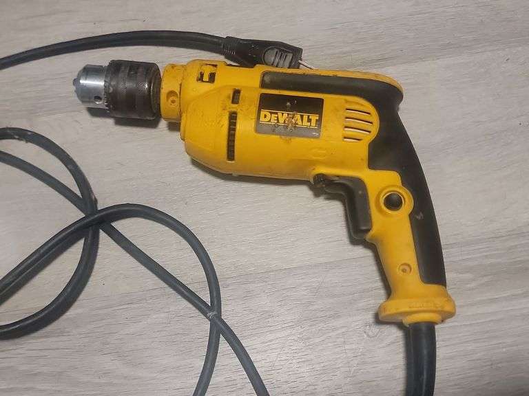 DEWALT 1/2" HAMMER DRILL - TESTED & WORKING (DWE5010)