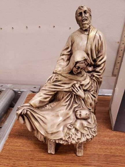 MISC. NATIVITY SCENES, ATLANTIC MOLD AND MORE. 6D