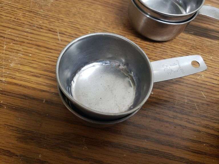 MISC. MEASURING CUPS. 00C