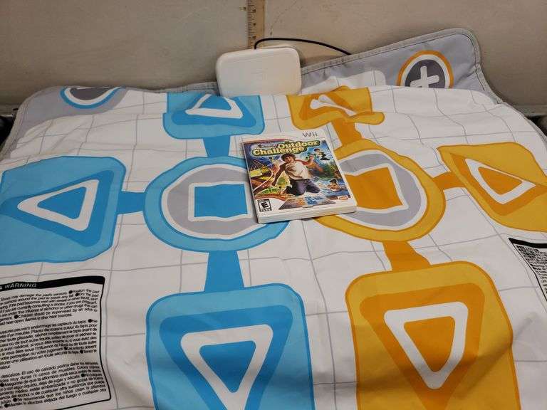 WII OUTDOOR CHALLENGE GAME AND MAT. 16B