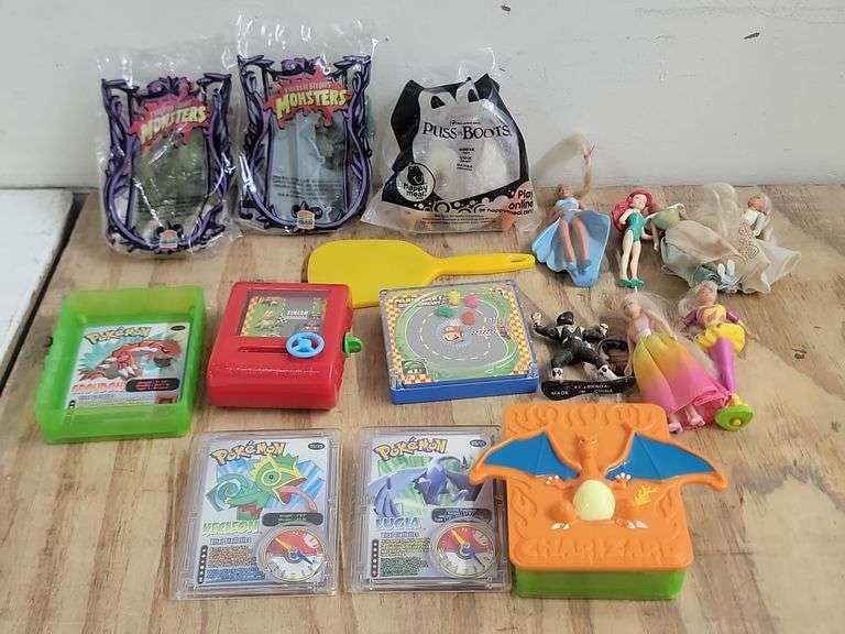 Vintage Collectible Toys- some NIP. 6C