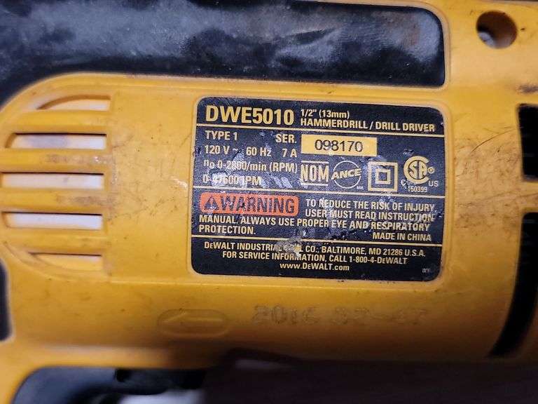 DEWALT 1/2" HAMMER DRILL - TESTED & WORKING (DWE5010)