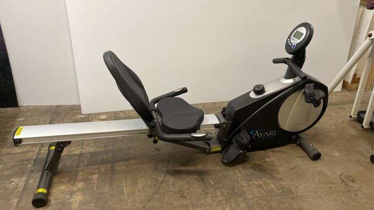 Avari Fitness rowing machine