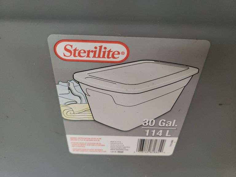STERILITE 30GAL TOTE WITH LID