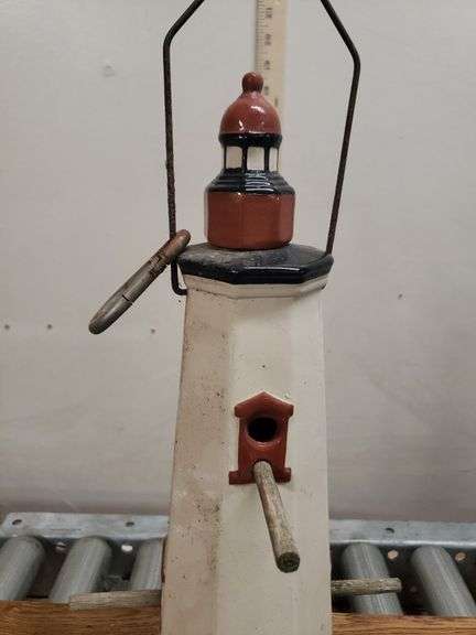 CERAMIC LIGHTHOUSE BIRDHOUSE. 11SIDE