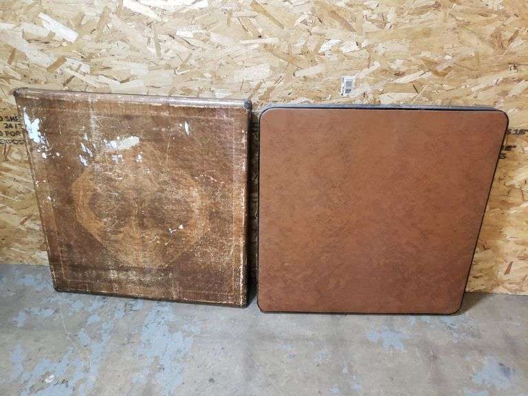 PAIR OF 30"X30" CARD TABLES