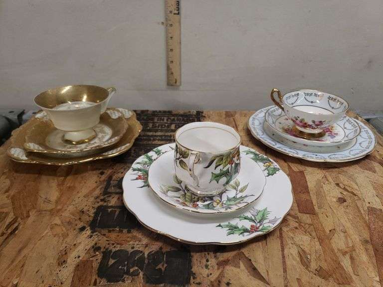 VARIOUS TEACUPS, SAUCERS AND CAKE PLATES, ROYAL ALBERT AND MORE. 13B