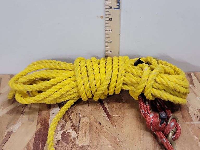 ROPE WITH PULLEYS & HOOK. 18C