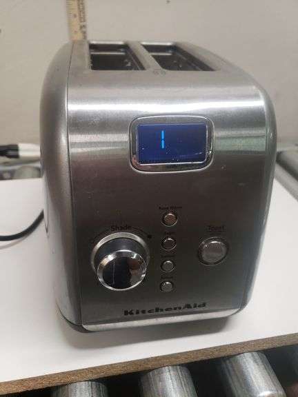 KITCHENAID TOASTER. 11C