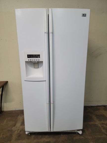 LG Side by Side Fridge with Ice Maker (BIN $200)